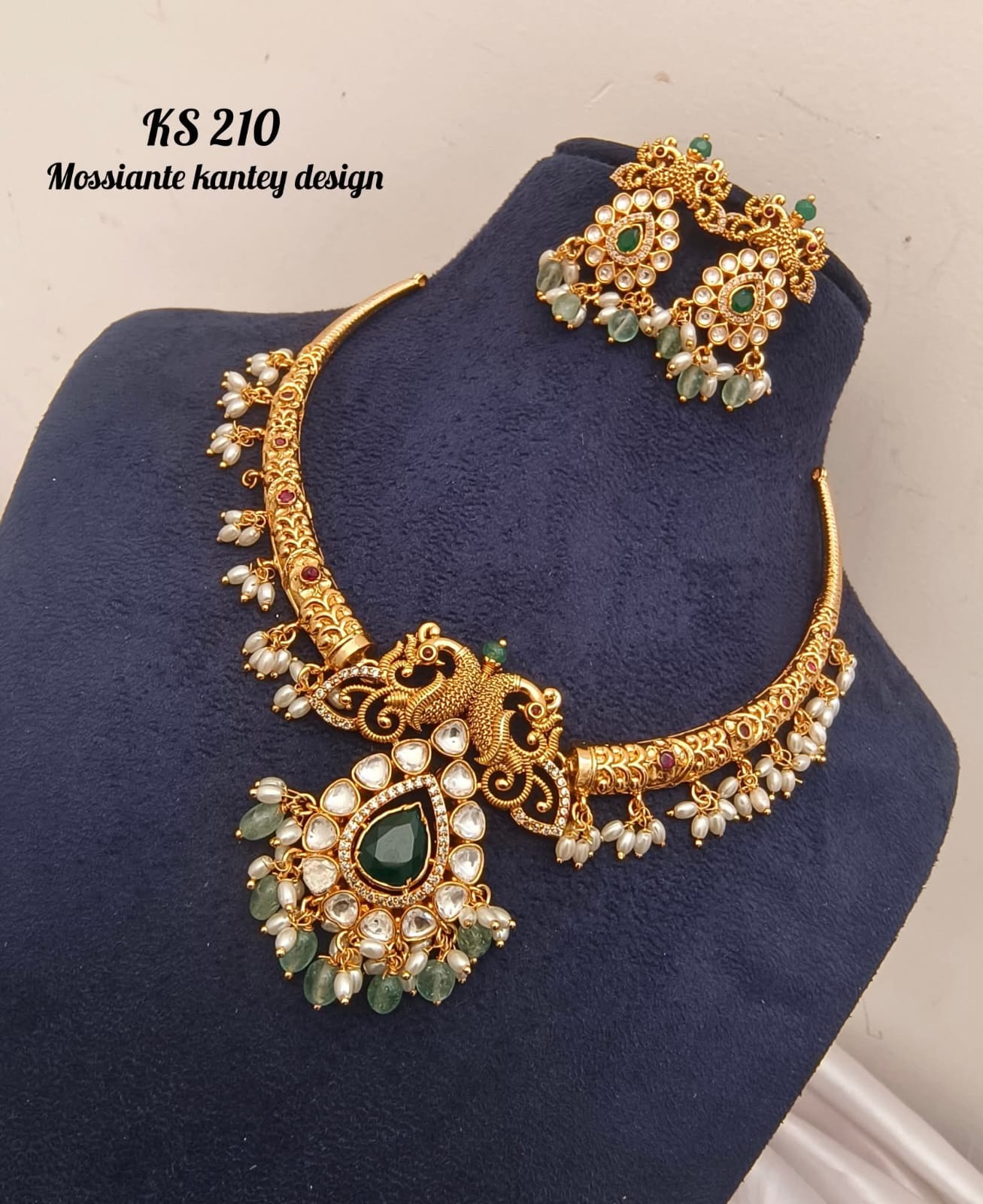 Antique Kante Necklace With Green Beads