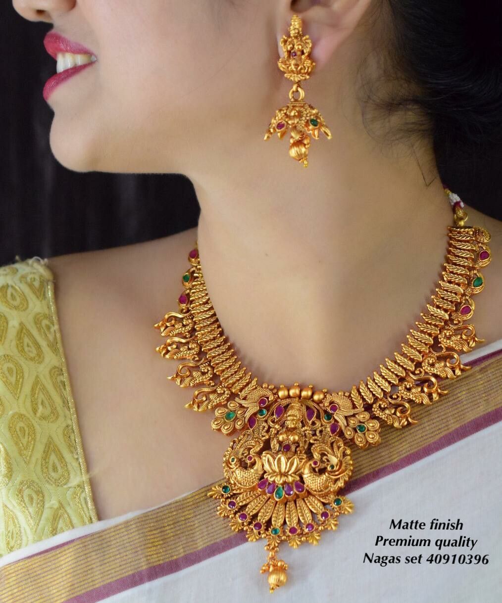 Shringaar Latest Trendy Fancy Design Stylish Lakshmi Devi Jewellery Set for Women