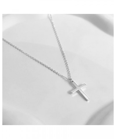 Cross Necklace for Women,18K Gold/Silver Plated Tiny Cubic Zirconia Cross Pendant Necklace for Women Simple Layered Cross Nec...