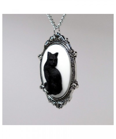 Black Cat Cameo in Antique Silver Finish Pewter Frame Pendant Necklace $9.43 Necklaces