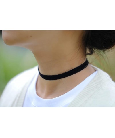 Classic Black Velvet 10mm Choker Necklace Black $5.93 Necklaces