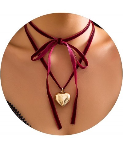 Velvet Choker Necklace for Women, Bow Heart Pendant Necklace, Aesthetic Accessories Heart Necklace, Fashion Jewelry for Girls...