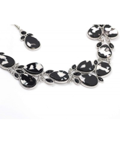 Shiny Resin Collar Necklace with Earrings white&black-bk $11.01 Necklaces