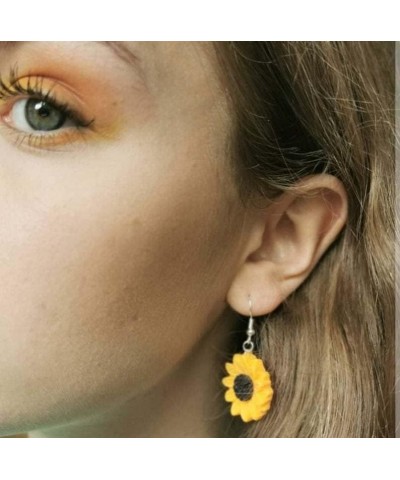 Fashion Sunflower Leaf Earrings for Women Fall Autumn Earrings Yellow Handmade Resin Sunflower Dangle Earrings Jewelry Valent...