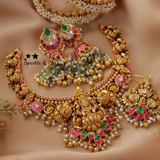 Kemp and Look Designer Necklace Set